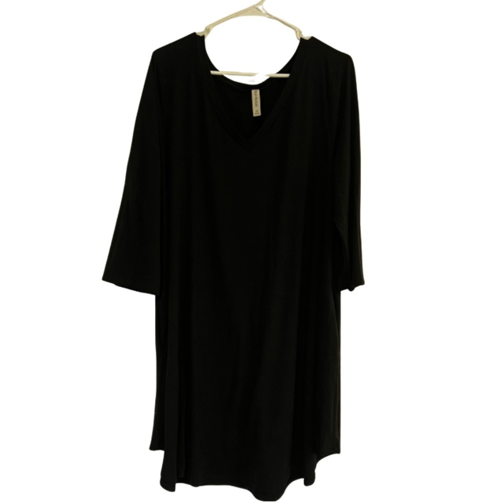 Zenana Premium  Classic Black Midi Tee Dress